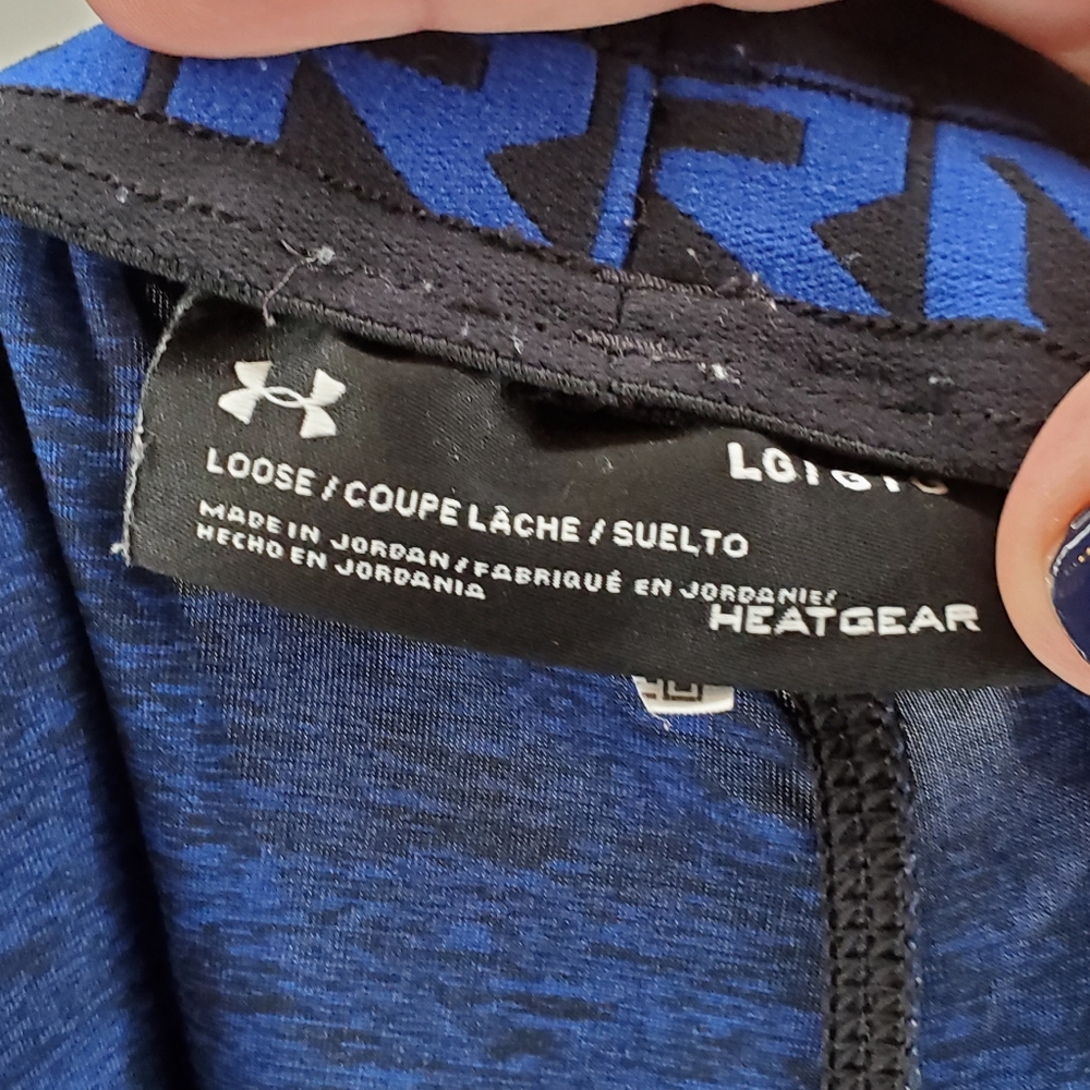Under Armour Loose Fit Size Large - Picture 3 of 3